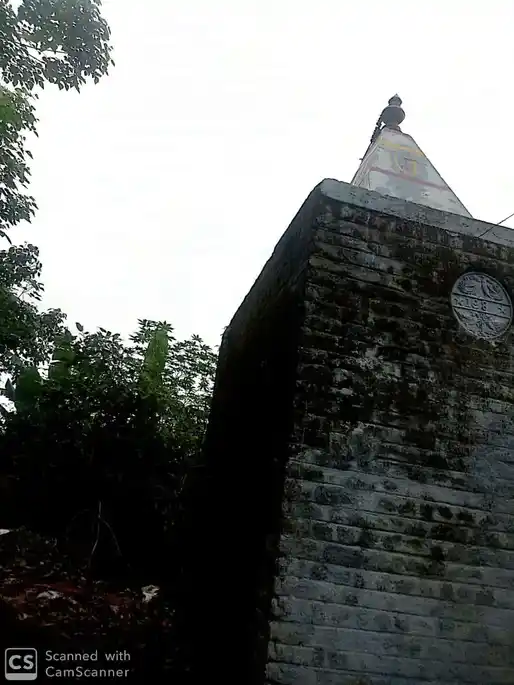 Arulmigu Perumalsamy Temple, Keel Solakkadu, Valavanthi Nadu - 637411 அருள்மிகு பெருமாள்சாமி திருக்கோயில், கீழ் சோளக்காடு, Valavanthi Nadu - 637411, Namakkal - Ancient Temple Architecture and History Image 2