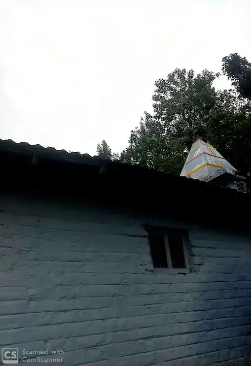 Arulmigu Perumalsamy Temple, Keel Solakkadu, Valavanthi Nadu - 637411 அருள்மிகு பெருமாள்சாமி திருக்கோயில், கீழ் சோளக்காடு, Valavanthi Nadu - 637411, Namakkal - Ancient Temple Architecture and History Image 4