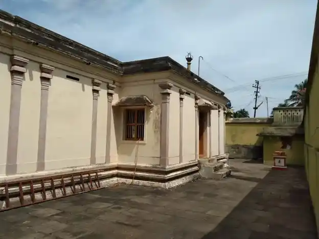 Arulmigu Perumalsamy Temple, Vettaikaran Pudur - 642129 அருள்மிகு பெருமாள்சுவாமி திருக்கோயில், வேட்டைக்காரன் புதூர் - 642129, Coimbatore - Ancient Temple Architecture and History Image 2