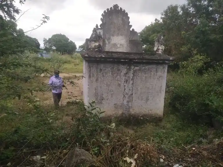 Arulmigu Perumalswamy Temple, Sirenahalli - 636808 அருள்மிகு பெருமாள் சாமி திருக்கோயில், Sirenahalli - 636808, Dharmapuri - Ancient Temple Architecture and History Image 2