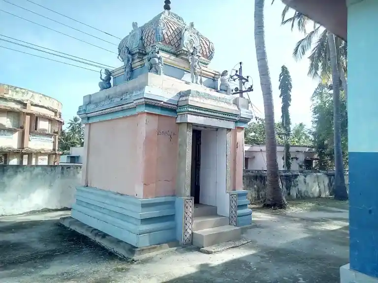 Arulmigu Perumpaalai Kootthappa Ayyanar Temple, Manamelkudi - 614620