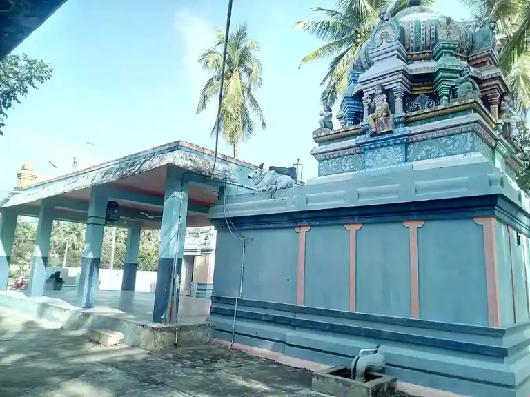 Arulmigu Perumpaalai Kootthappa Ayyanar Temple, Manamelkudi - 614620 அருள்மிகு பெரும்பாலை கூத்தப்ப அய்யனார் திருக்கோயில், Manamelkudi - 614620, Pudukkottai - Ancient Temple Architecture and History Image 2