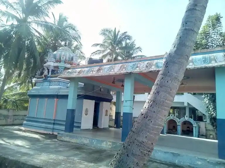 Arulmigu Perumpaalai Kootthappa Ayyanar Temple, Manamelkudi - 614620 அருள்மிகு பெரும்பாலை கூத்தப்ப அய்யனார் திருக்கோயில், Manamelkudi - 614620, Pudukkottai - Ancient Temple Architecture and History Image 4
