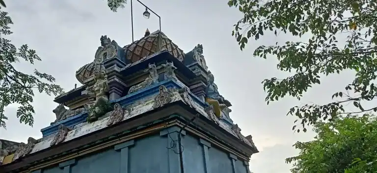 Arulmigu Peruvalikathaayyanar Temple, Anumanallur - 612301 அருள்மிகு பெருவழிகாத்த அய்யனார் திருக்கோயில், Anumanallur - 612301, Thanjavur - Ancient Temple Architecture and History Image 4