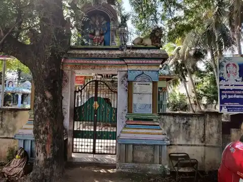 Arulmigu Pesumperumal Temple And Mariyamman Temple, Manigramam - 609114 அருள்மிகு பேசும்பெருமாள் மற்றும் மாரியம்மன் திருக்கோயில், Manigramam - 609114, Mayiladuthurai - Ancient Temple Architecture and History Image 4