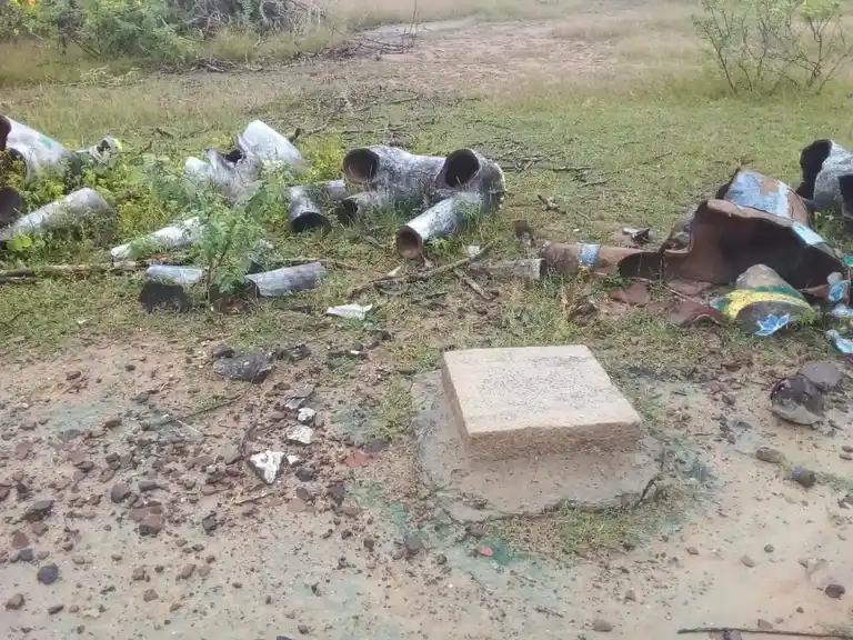 Arulmigu Pethakkudi Ayyanar Temple, Vellakkudi - 622002 அருள்மிகு பெத்தக்குடி அய்யனார் திருக்கோயில், Vellakkudi - 622002, Pudukkottai - Ancient Temple Architecture and History Image 5