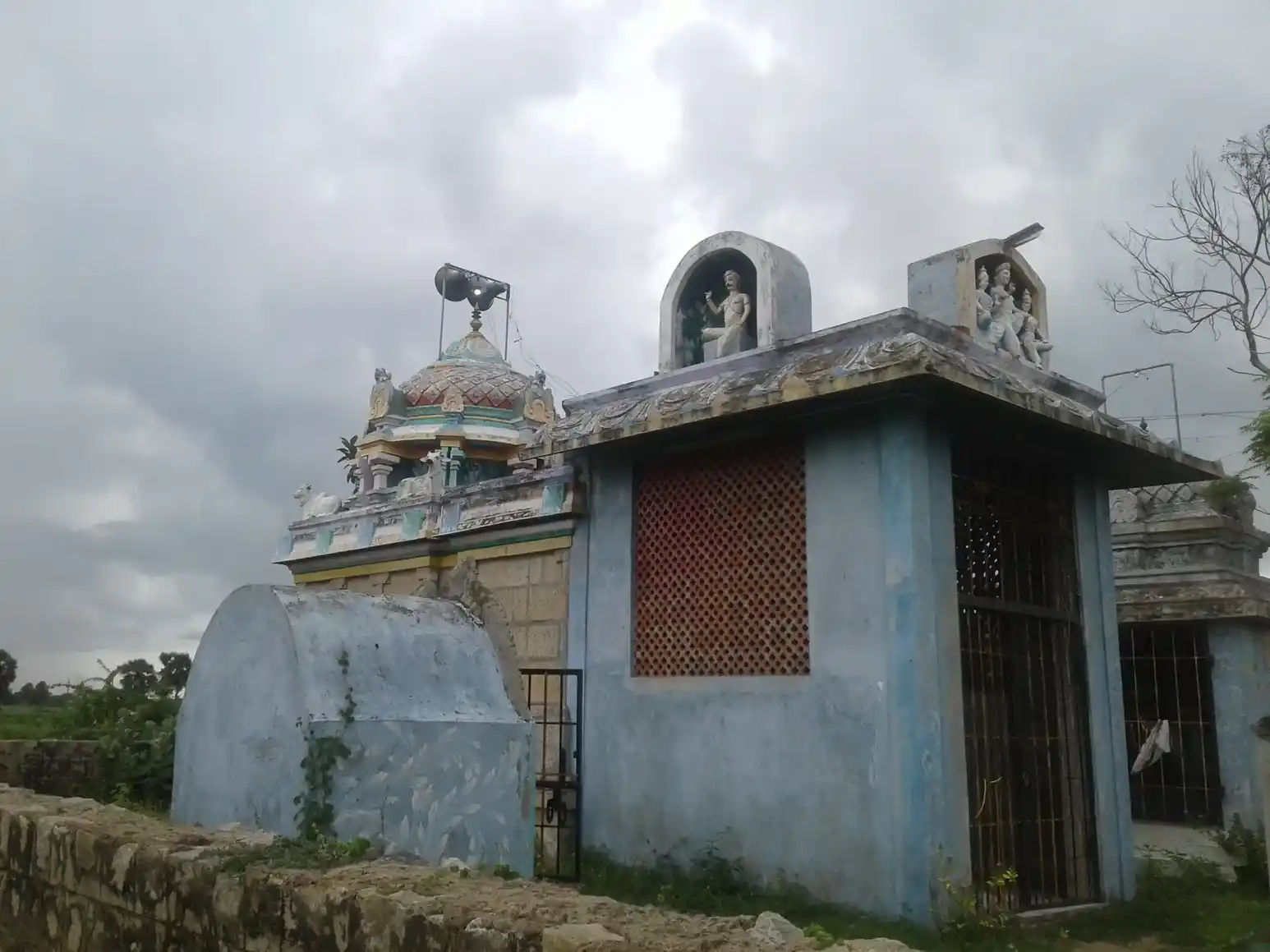 Arulmigu Pethamadai Ayyanar Temple, Kudinmmeli - 611104 அருள்மிகு பெத்தமடை அய்யனார் திருக்கோயில், Kudinmmeli - 611104, Nagapattinam - Ancient Temple Architecture and History Image 4