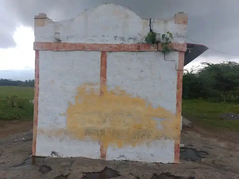 Arulmigu Pethaperumal Temple, Perumaptty - 637002 அருள்மிகு பெத்தபெருமாள் திருக்கோயில், Perumaptty - 637002, Namakkal - Ancient Temple Architecture and History Image 2