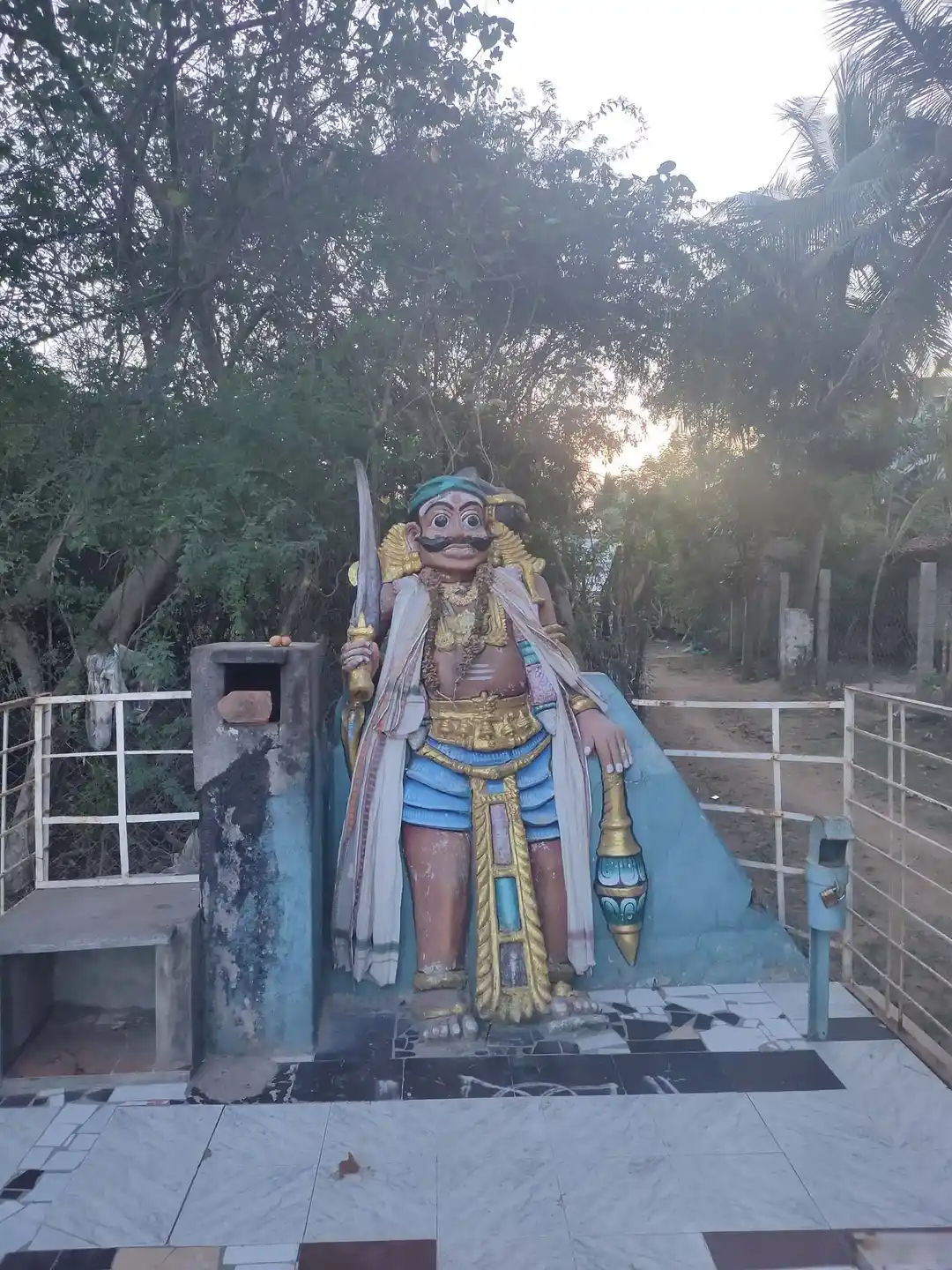 Arulmigu Petharenyeshwarar Temple, Sangamangalam - 611105 அருள்மிகு பெத்தாரண்யேஸ்வரர் திருக்கோயில், Sangamangalam - 611105, Nagapattinam - Ancient Temple Architecture and History Image 3