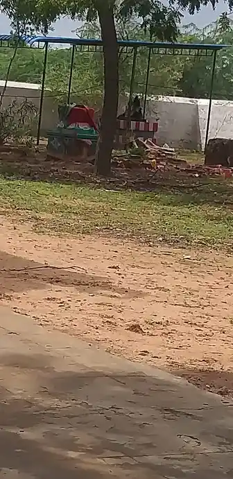 Arulmigu Pettanatchiamman Temple, Melmandai - 628901