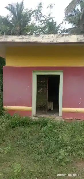Arulmigu Peumal Temple, Kattuvendrahalli - 635002 Arulmigu Peumal Temple, காட்டுவேன்றஅள்ளி - 635002, Krishnagiri - Ancient Temple Architecture and History Image 2