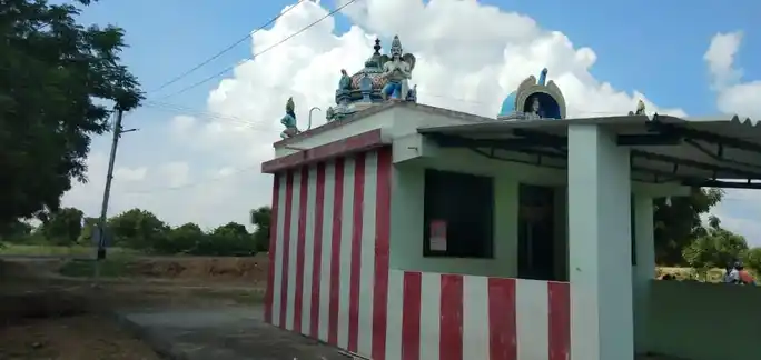 Arulmigu Pichaiperumal Temple, Nallamuthupalayam - 621313 அருள்மிகு பிச்சைபெருமாள் திருக்கோயில், Nallamuthupalayam - 621313, Karur - Ancient Temple Architecture and History Image 4