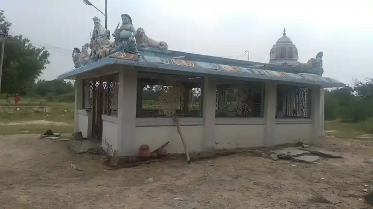 Arulmigu Pidaari Temple, Pilippatti - 622102 அருள்மிகு பிடாரி திருக்கோயில், Pilippatti - 622102, Pudukkottai - Ancient Temple Architecture and History Image 2