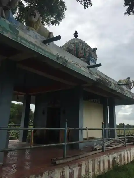 Arulmigu Pidari Amman Temple, Alundhalaipoor - 621713 Arulmigu Pidari amman Temple, Alundhalaipoor - 621713, Thiruchirappalli - Ancient Temple Architecture and History Image 2