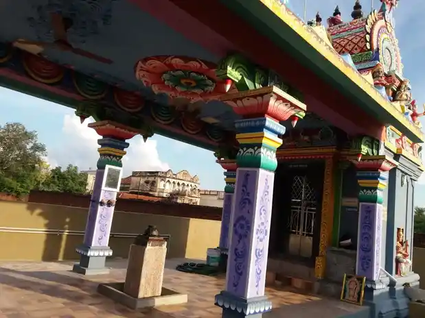 Arulmigu Pidari Amman Temple, Kathapattu - 630405 அருள்மிகு பிடாரிஅம்மன் திருக்கோவில், Kathapattu - 630405, Sivagangai - Ancient Temple Architecture and History Image 4