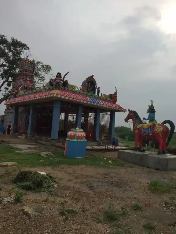 Arulmigu Pidari Aravandiyamman, Karupannswamy Perumal Vahayara Temple, Sithampour - 621204