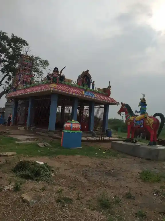 Arulmigu Pidari Aravandiyamman, Karupannswamy Perumal Vahayara Temple, Sithampour - 621204 Arulmigu Pidari aravandiyamman, Karupannswamy perumal vahayara Temple, Sithampour - 621204, Thiruchirappalli - Ancient Temple Architecture and History Image 2