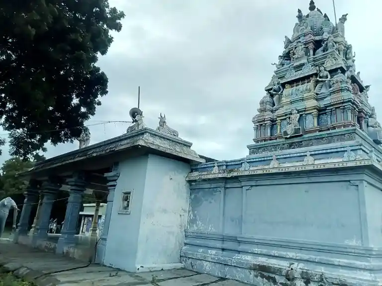 Arulmigu Pidari Ayyanar, Muthumariyamman Temple, Idaiyathimangalam - 614620 அருள்மிகு பிடாரி அய்யனார் திருக்கோயில், Idaiyathimangalam - 614620, Pudukkottai - Ancient Temple Architecture and History Image 5
