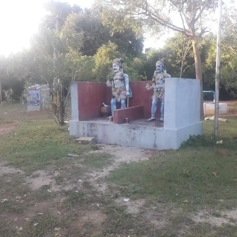 Arulmigu Pidari Ayyanar Temple, Mullangurichi - 622304