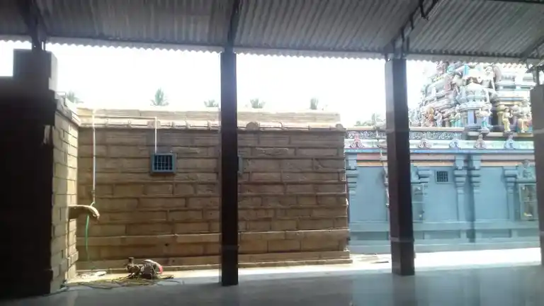 Arulmigu Pidari Chellandiamman Temple, Oruvanthur - 637015 அருள்மிகு பிடாரி செல்லாண்டியம்மன் திருக்கோயில், ஒருவந்தூர் - 637015, Namakkal - Ancient Temple Architecture and History Image 4