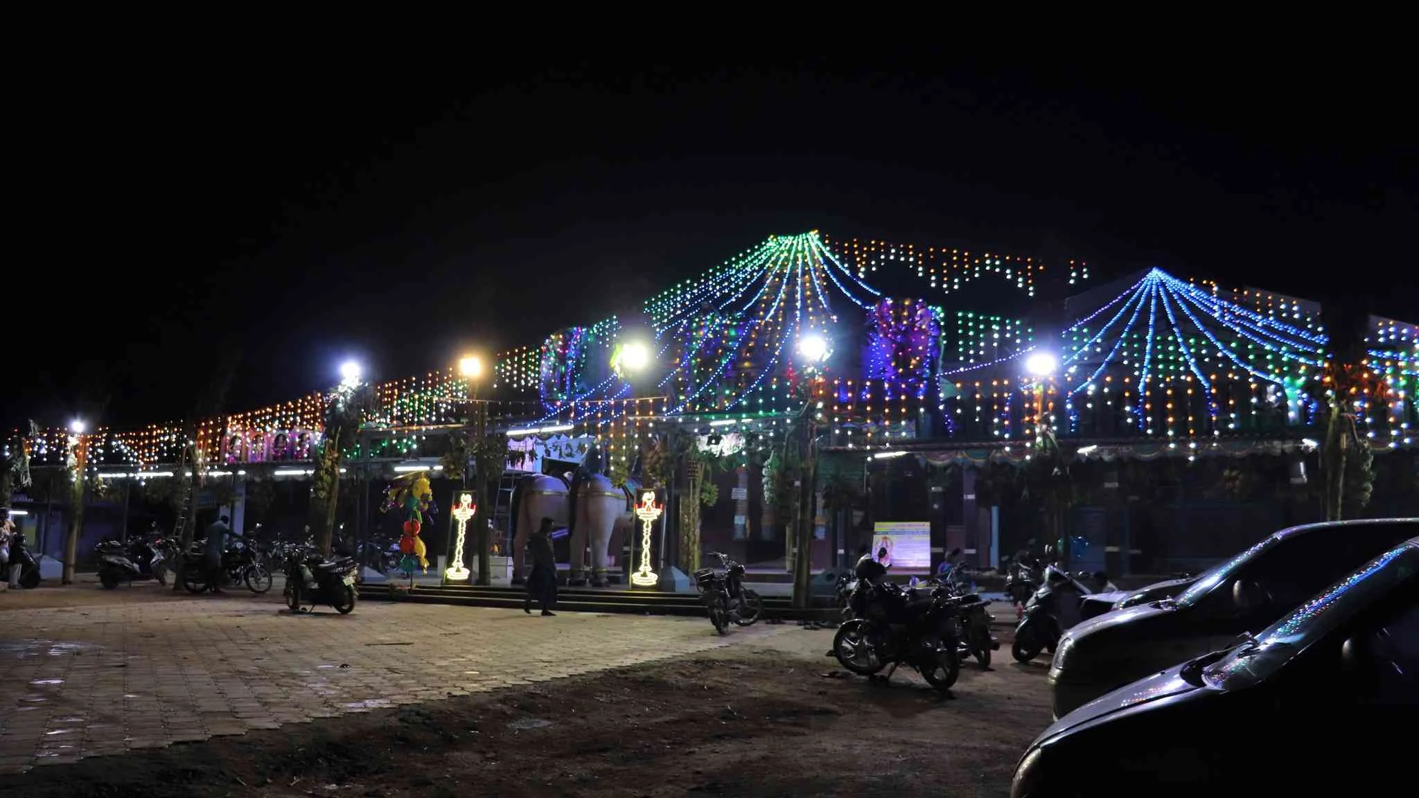 Arulmigu Pidari Chellandiamman Temple, Oruvanthur - 637015 அருள்மிகு பிடாரி செல்லாண்டியம்மன் திருக்கோயில், ஒருவந்தூர் - 637015, Namakkal - Ancient Temple Architecture and History Image 10