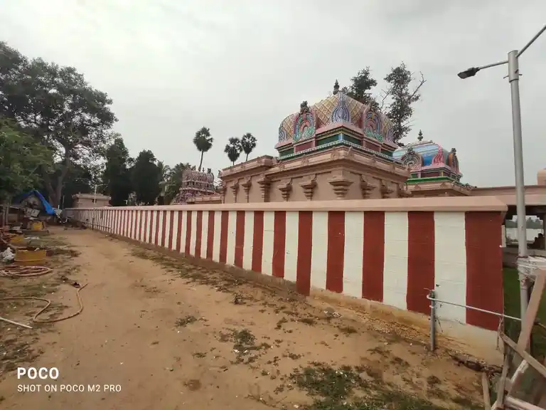 Arulmigu Pidari Ezhayiamman Temple, Kondayampetai - 620021 Arulmigu Pidari Ezhayiamman Temple, Kondayampetai - 620021, Thiruchirappalli - Ancient Temple Architecture and History Image 2