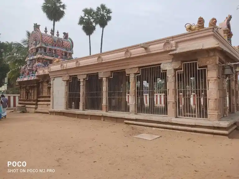 Arulmigu Pidari Ezhayiamman Temple, Kondayampetai - 620021 Arulmigu Pidari Ezhayiamman Temple, Kondayampetai - 620021, Thiruchirappalli - Ancient Temple Architecture and History Image 4