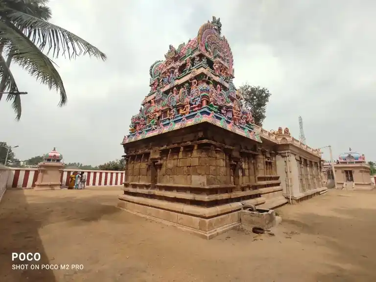 Arulmigu Pidari Ezhayiamman Temple, Kondayampetai - 620021 Arulmigu Pidari Ezhayiamman Temple, Kondayampetai - 620021, Thiruchirappalli - Ancient Temple Architecture and History Image 9