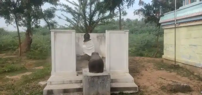 Arulmigu Pidari Illamaiyamman Temple, Perungudi - 620102 Arulmigu Pidari Illamaiyamman Temple,  - 620102, Thiruchirappalli - Ancient Temple Architecture and History Image 7