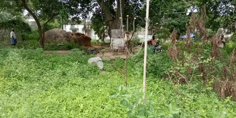 Arulmigu Pidari Iyyanar Temple, Maathur Thirukai - 606207 அருள்மிகு பிடாரி அய்யனார் திருக்கோயில், Maathur Thirukai - 606207, Viluppuram - Ancient Temple Architecture and History Image 4