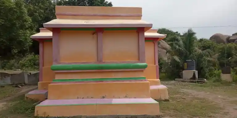 Arulmigu Pidari Iyyanar Temple, Maathur Thirukai - 606207 அருள்மிகு பிடாரி அய்யனார் திருக்கோயில், Maathur Thirukai - 606207, Viluppuram - Ancient Temple Architecture and History Image 8