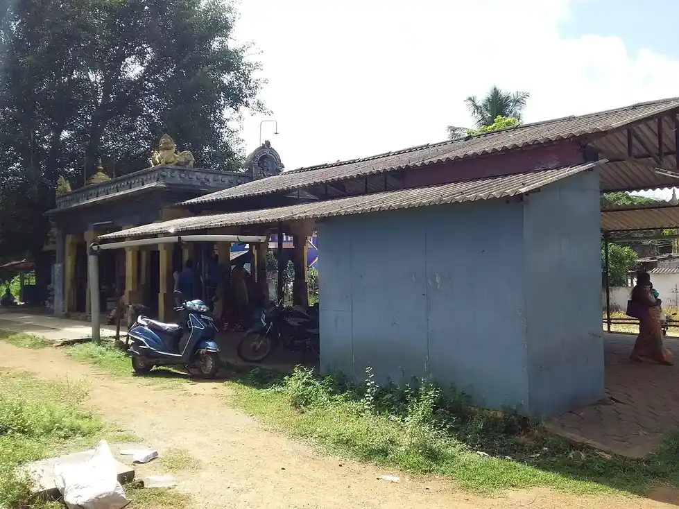 Arulmigu Pidari Kaliyamman Temple, Hanumanthapuram - 603110 அருள்மிகு பிடாரிகாளியம்மன் திருக்கோயில், அனுமந்தபுரம் - 603110, Chengalpattu - Ancient Temple Architecture and History Image 3