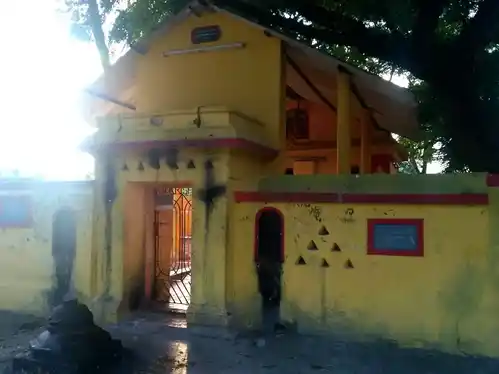 Arulmigu Pidari Kalliyamman Temple, Kinnar - 603303 அருள்மிகு பிடாரி கல்லியம்மன் திருக்கோயில், கிணார் - 603303, Chengalpattu - Ancient Temple Architecture and History Image 4