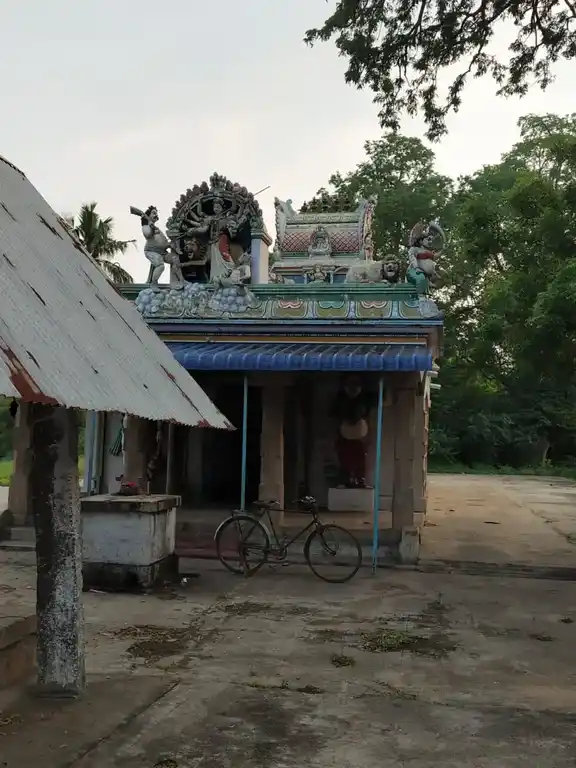 Arulmigu Pidari Kamugandiyamman Temple, Evoor - 621202