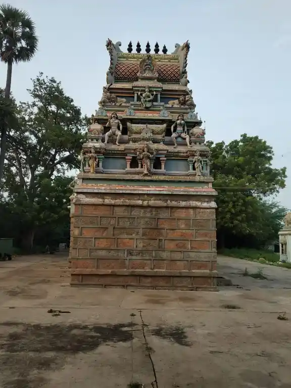 Arulmigu Pidari Kamugandiyamman Temple, Evoor - 621202 அருள்மிகு பிடாரி கமுகாண்டியம்மன் திருக்கோயில், ஏவூர் - 621202, Thiruchirappalli - Ancient Temple Architecture and History Image 4