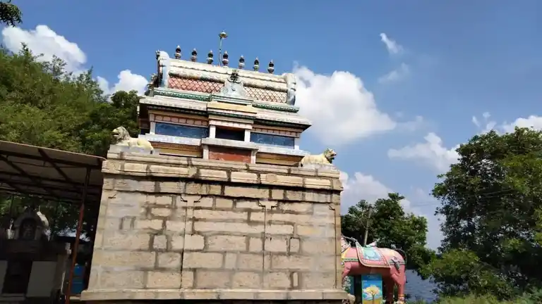 Arulmigu Pidari Karupana Samy Temple, Punjaisangethi, Punjai Sangenthi - 621712 அருள்மிகு பிடாரி வாசல் கருப்பண்ணசாமி திருக்கோயில், Punjaisangethi, புஞ்சை சங்கேந்தி - 621712, Thiruchirappalli - Ancient Temple Architecture and History Image 2