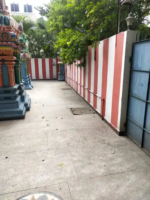 Arulmigu Pidari Mangaliamman And Sidhi Vinayagar Temple, Anna Nagar, Chennai - 600040 அருள்மிகு பிடாரி மாங்காளியம்மன் சித்தி விநாயகர் திருக்கோயில், அண்ணாநகர், சென்னை - 600040, Chennai - Ancient Temple Architecture and History Image 6