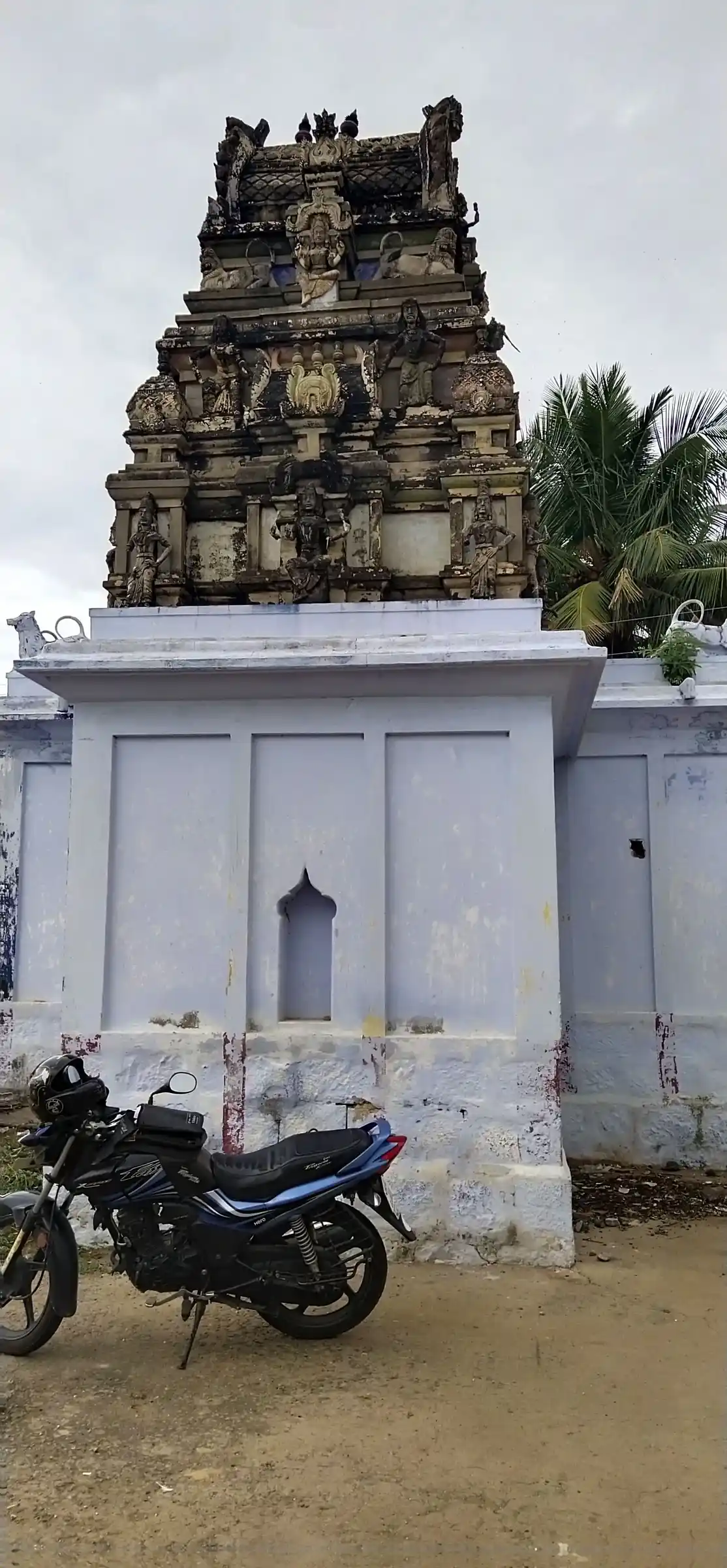Arulmigu Pidari Mariyamman Temple, Senappanallur - 621002 Arulmigu Pidari Mariyamman Temple, Senappanallur - 621002, Thiruchirappalli - Ancient Temple Architecture and History Image 4