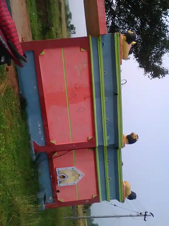 Arulmigu Pidari Mintiamman Temple, Near Lake View, Sanaputhur - 601201 அருள்மிகு பிடரி மீனாட்சி அம்மன் திருக்கோயில், Near Lake View, Sanaputhur - 601201, Tiruvallur - Ancient Temple Architecture and History Image 4