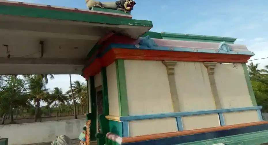 Arulmigu Pidari Nagalamman Temple, Angarakuppam - 632202 அருள்மிகு பிடாரி நாகாலம்மன் திருக்கோயில், அங்காரங்குப்பம் - 632202, Vellore - Ancient Temple Architecture and History Image 3