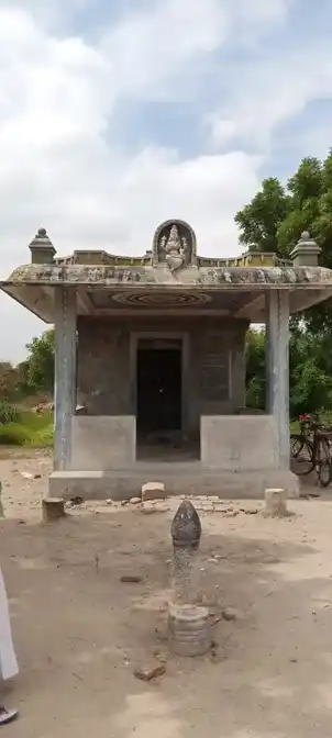 Arulmigu Pidari Nallakavathayi Temple, Kariyamanickam - 621005 அருள்மிகு பிடாரி நல்லகாவத்தாதயி திருக்கோயில், Kariyamanickam - 621005, Thiruchirappalli - Ancient Temple Architecture and History Image 2