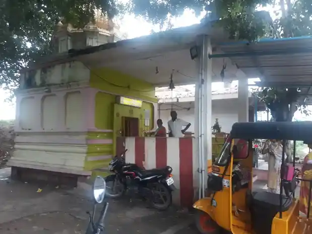 Arulmigu Pidari Ponniamman Temple, Koladi, Chennai - 600095 அருள்மிகு பிடாரி பொன்னியம்மன் திருக்கோயில், கோலடி, சென்னை - 600095, Chennai - Ancient Temple Architecture and History Image 3