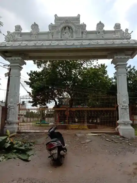 Arulmigu Pidari Ponniyamman Temple, Ayanampakkam, Chennai - 600095 அருள்மிகு பிடாரி பொன்னியம்மன் திருக்கோயில், அயனம்பாக்கம், சென்னை - 600095, Tiruvallur - Ancient Temple Architecture and History Image 4