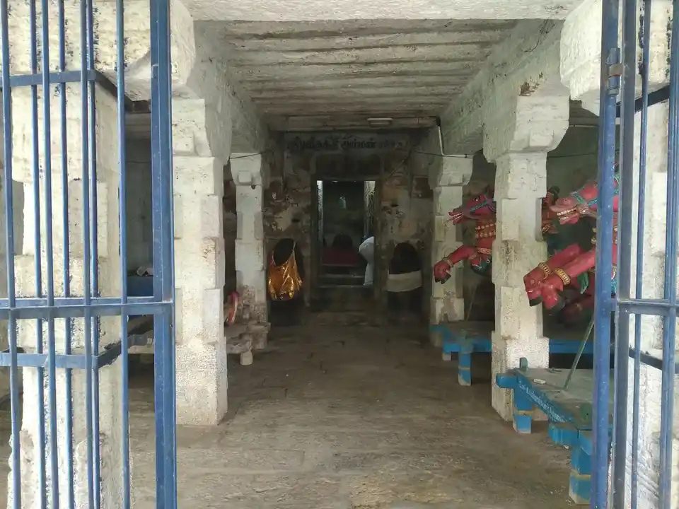 Arulmigu Pidari Pulikuthiyamman Temple, Peruvalanallur - 621707 Arulmigu Pidari Pulikuthiyamman Temple, Peruvalanallur - 621707, Thiruchirappalli - Ancient Temple Architecture and History Image 2