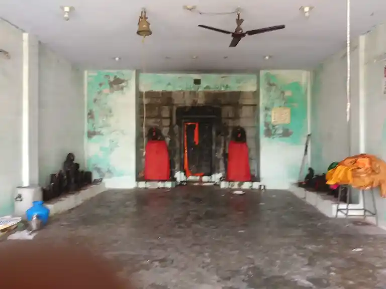 Arulmigu Pidari Sellandiamman Temple, Thusur - 637001 அருள்மிகு பிடாரி செல்லாண்டியம்மன் திருக்கோயில், Thusur - 637001, Namakkal - Ancient Temple Architecture and History Image 6