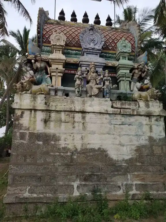 Arulmigu Pidari Sellandiyamman Vahayara Temple, Muthayanallur - 620101 Arulmigu Pidari Sellandiyamman Vahayara Temple, Muthayanallur - 620101, Thiruchirappalli - Ancient Temple Architecture and History Image 5
