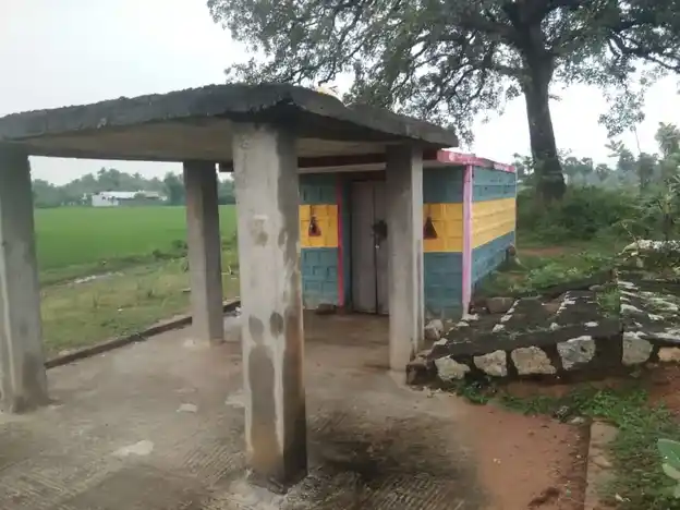 Arulmigu Pidari Selliamman Temple, Near Tank, Soorapundi - 601201