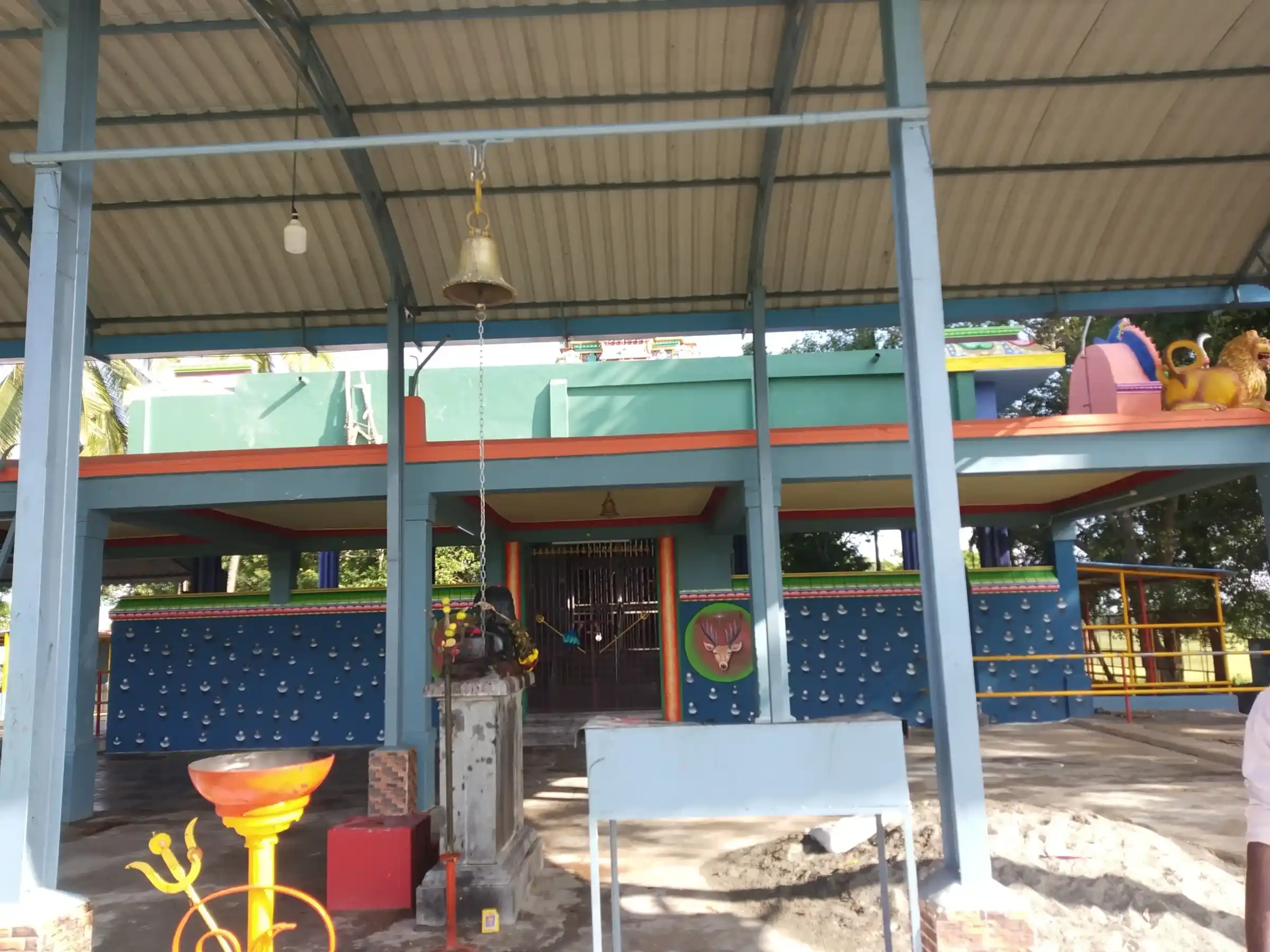 Arulmigu Pidari Selliyamman Temple, Mariputthur - 603306 அருள்மிகு பிடாரி செல்லியம்மன் திருக்கோயில், மாரிபுத்தூர் - 603306, Chengalpattu - Ancient Temple Architecture and History Image 3