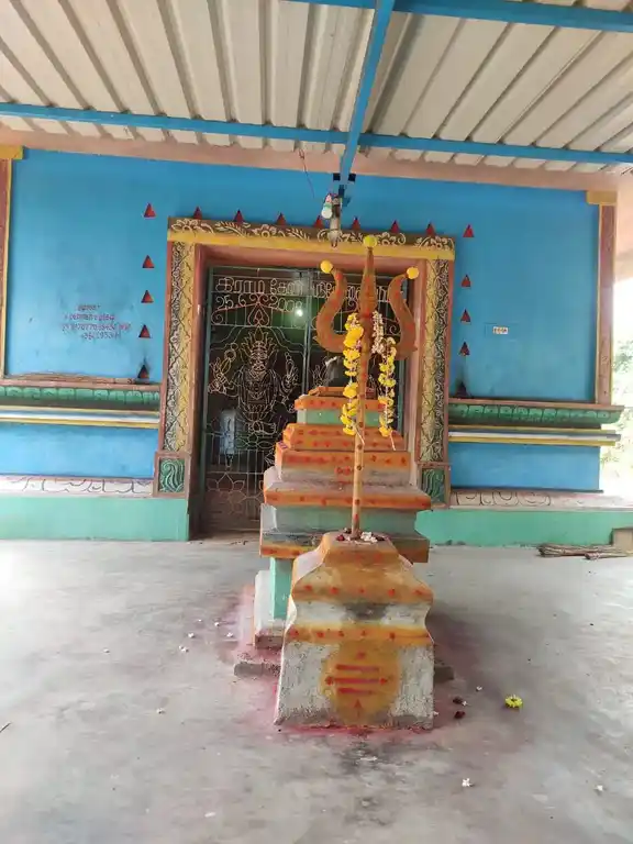 Arulmigu Pidari Solaiamman Temple, Mlalanthur - 602001 அருள்மிகு பிடாரி சோலையம்மன் திருக்கோயில், மள்ளந்தூர் - 602001, Tiruvallur - Ancient Temple Architecture and History Image 4