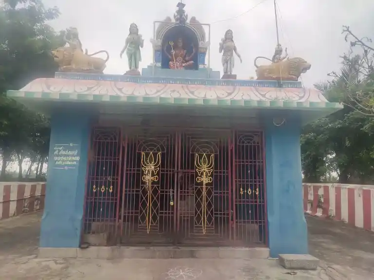 Arulmigu Pidari Temple, Aalur - 605757 Temple